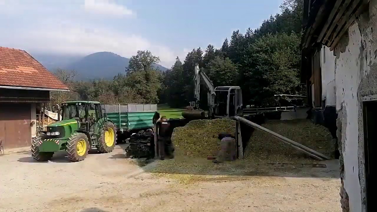 Koruzni silos pr Fritzu 2019 / packing corn silage 2019