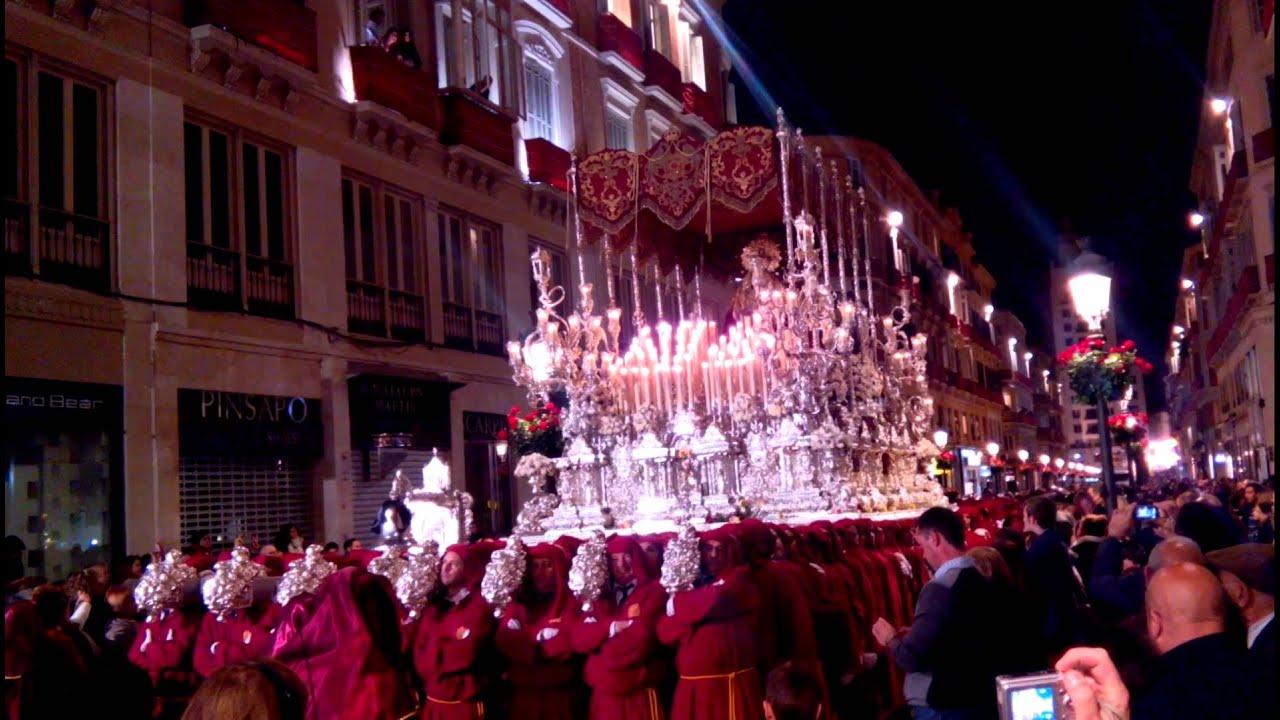 Virgen de la Amargura (Zamarrilla) por calle Larios 2015