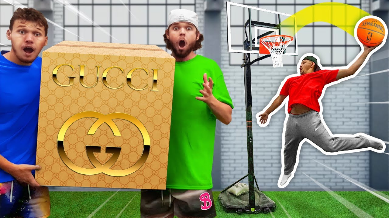 Последний, кто пропустит Данк, выигрывает таинственный приз!