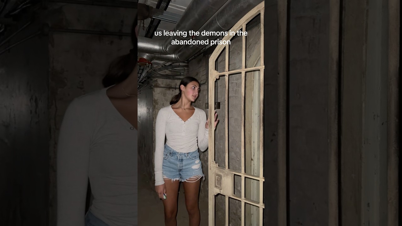 Would you go down here? @ImmyTaylorOfficial 👻 #demon #prison #funny