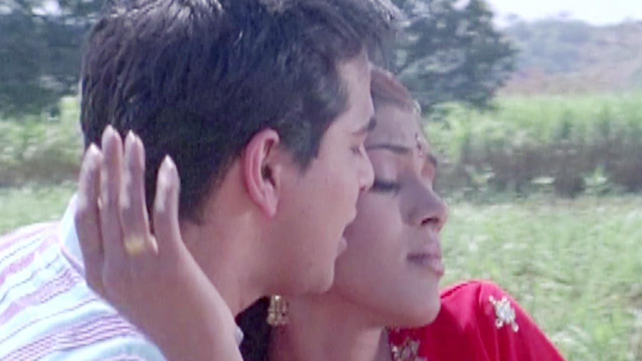 Dolyanchi Aasha Najrechi Bhasha | Gruhalaxmi | Marathi Romantic Song