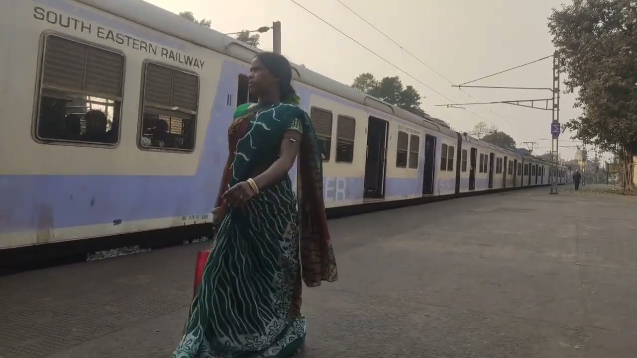 Dengarous 130 kmph Rajdhani express + Super frist express + Mail express + yeolw face ICF + goods 