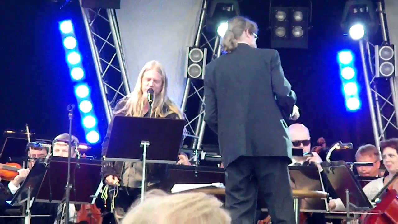 Marco Hietala - Lentävä Kalakukko