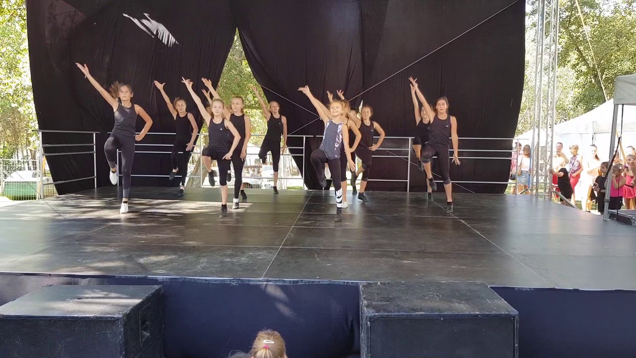 Cool Girls fellépése Keszifeszt, 2018.09.15