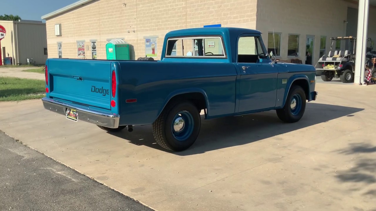 1971 Dodge D100 SWB Sweptline 440 V8 Automatic 8 Track 71-4902P