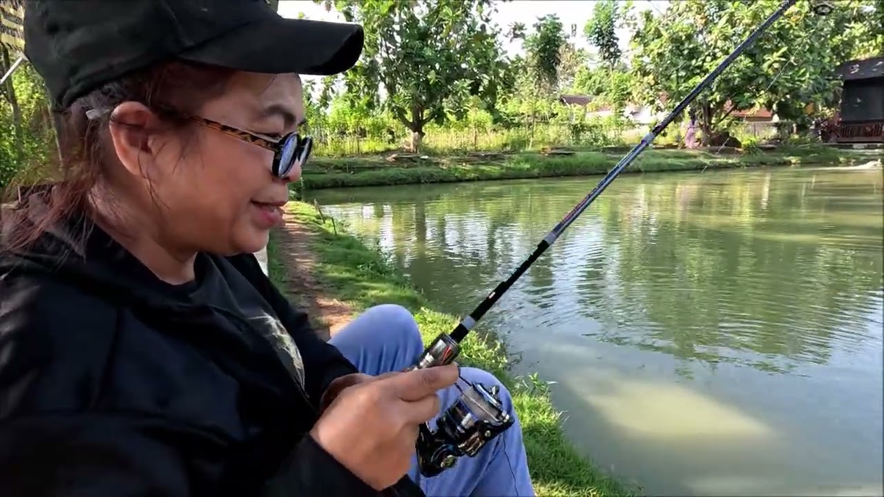 Memancing ikan NILA ITEM di empang Hesa Fishing   Tangerang