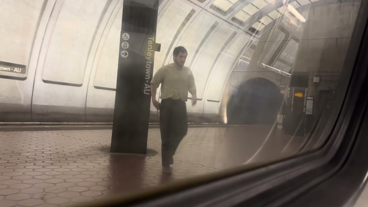 Easter Sunday! Wmata Metrorail 3000 Series, #3158, Red Line ride, Medical Center to Dupont Circle