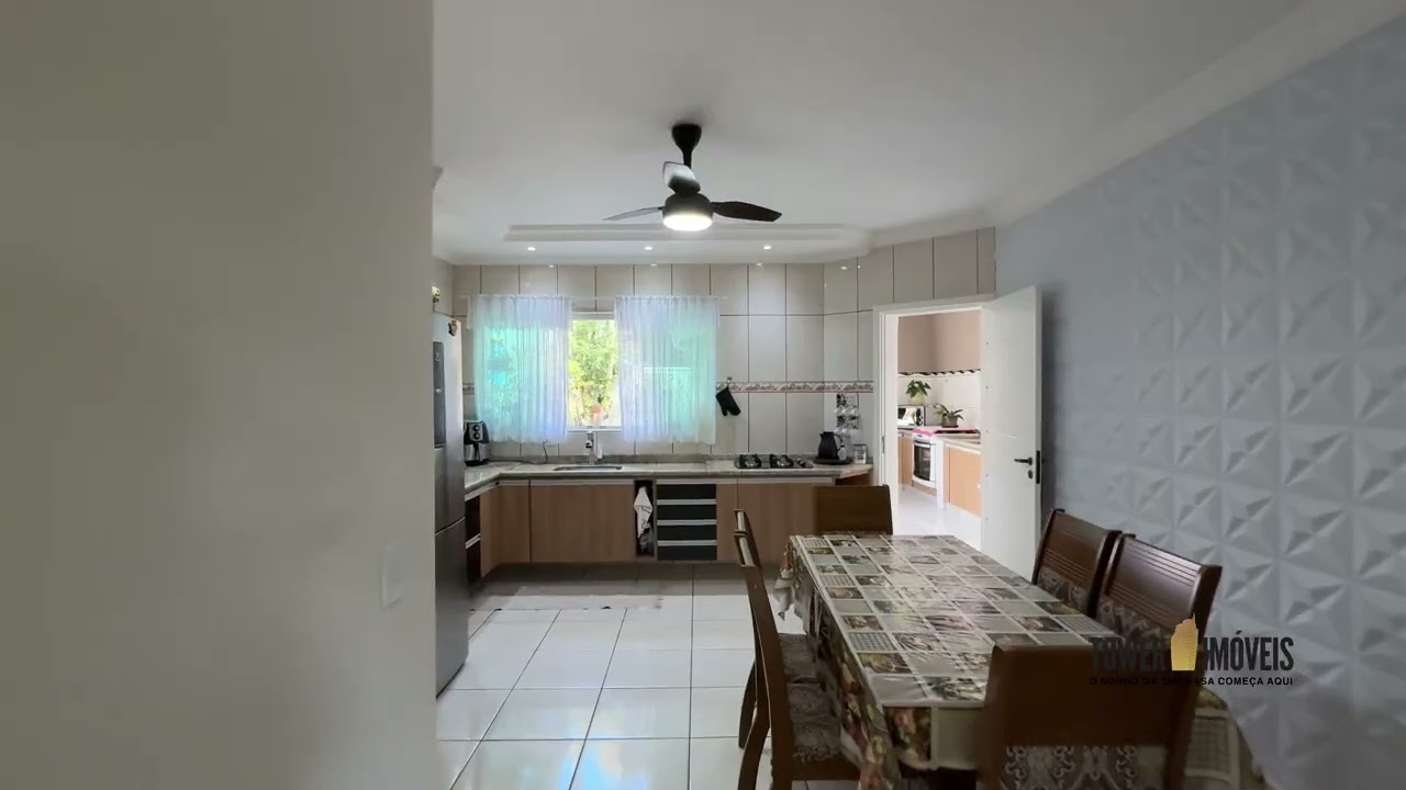 Sobrado à venda em Valinhos!