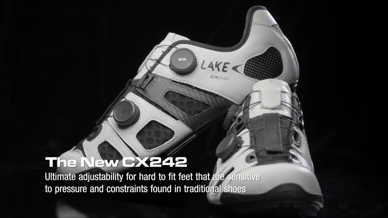 Lake Cycling Shoes: CX242 White / Black
