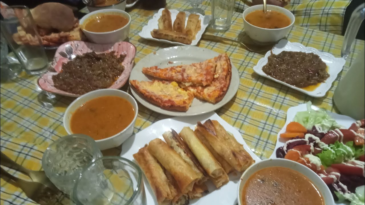 🌛 مائدة الإفطار رمضان خبز طري وطاحين زيتون روعة🫒🍞🥖