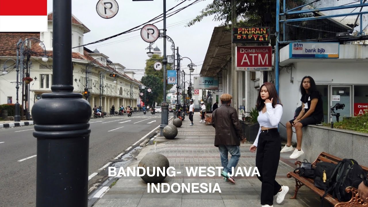 Bandung Asia-Afrika Street Walk in West Java, Indonesia [4K] Suasana di Jalan Asia-Afrika Bandung