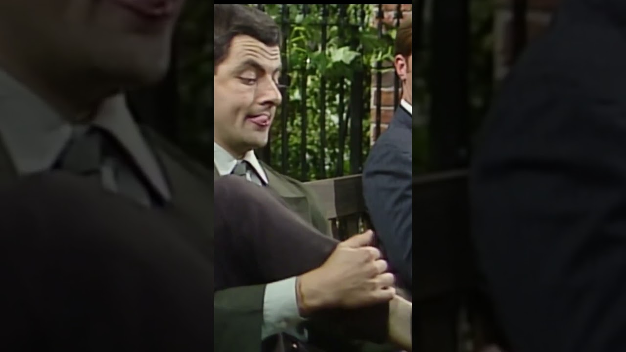 when mr bean makes your sandwich 🥪 | #Shorts | Classic Mr Bean