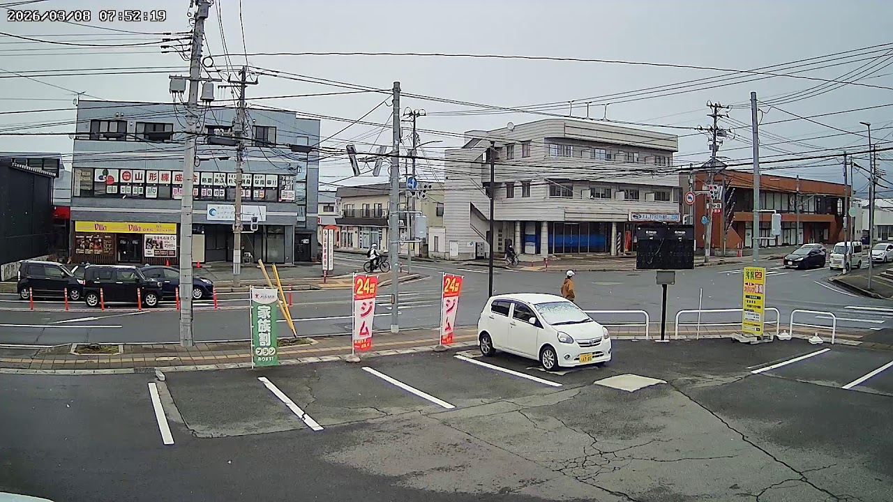 山形県山形市城西町交差点ライブカメラ Yamagata Yamagatashi Live camera.world.cam