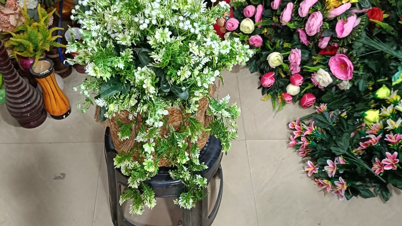 Artificial falling vertical pot