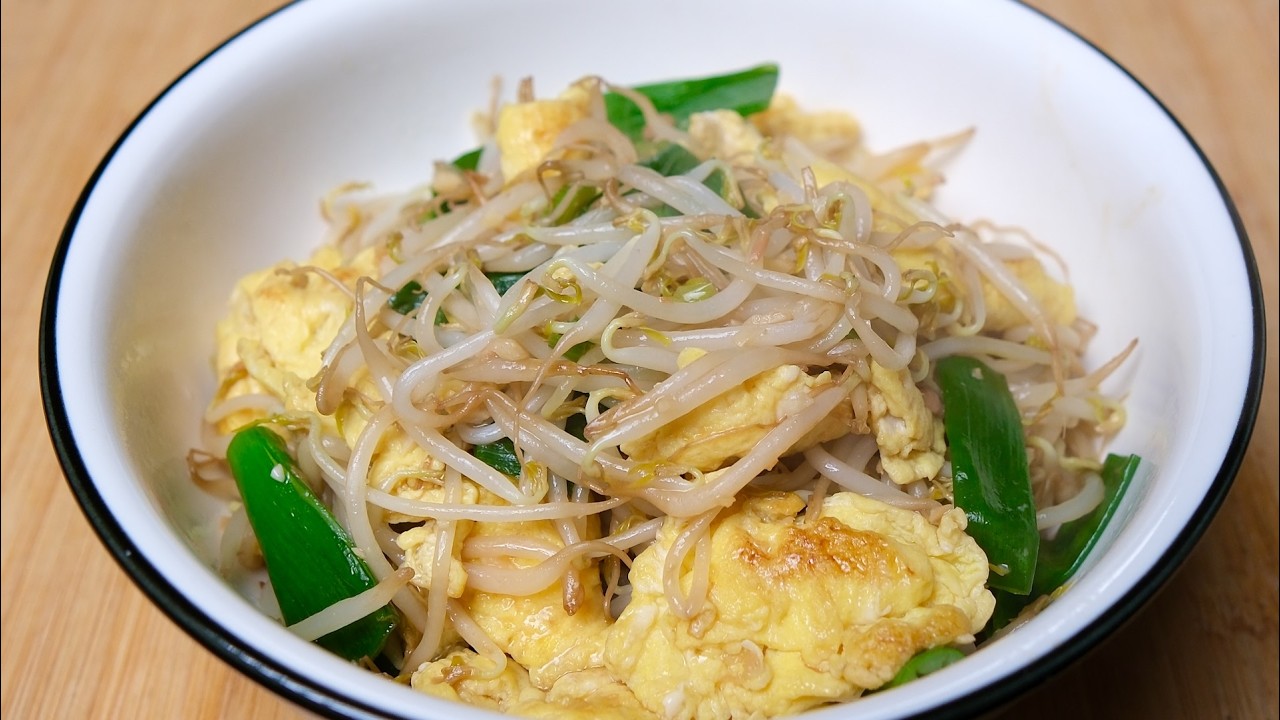 Приготовленные таким образом яйца и проростки фасоли получаются очень вкусными и ароматными