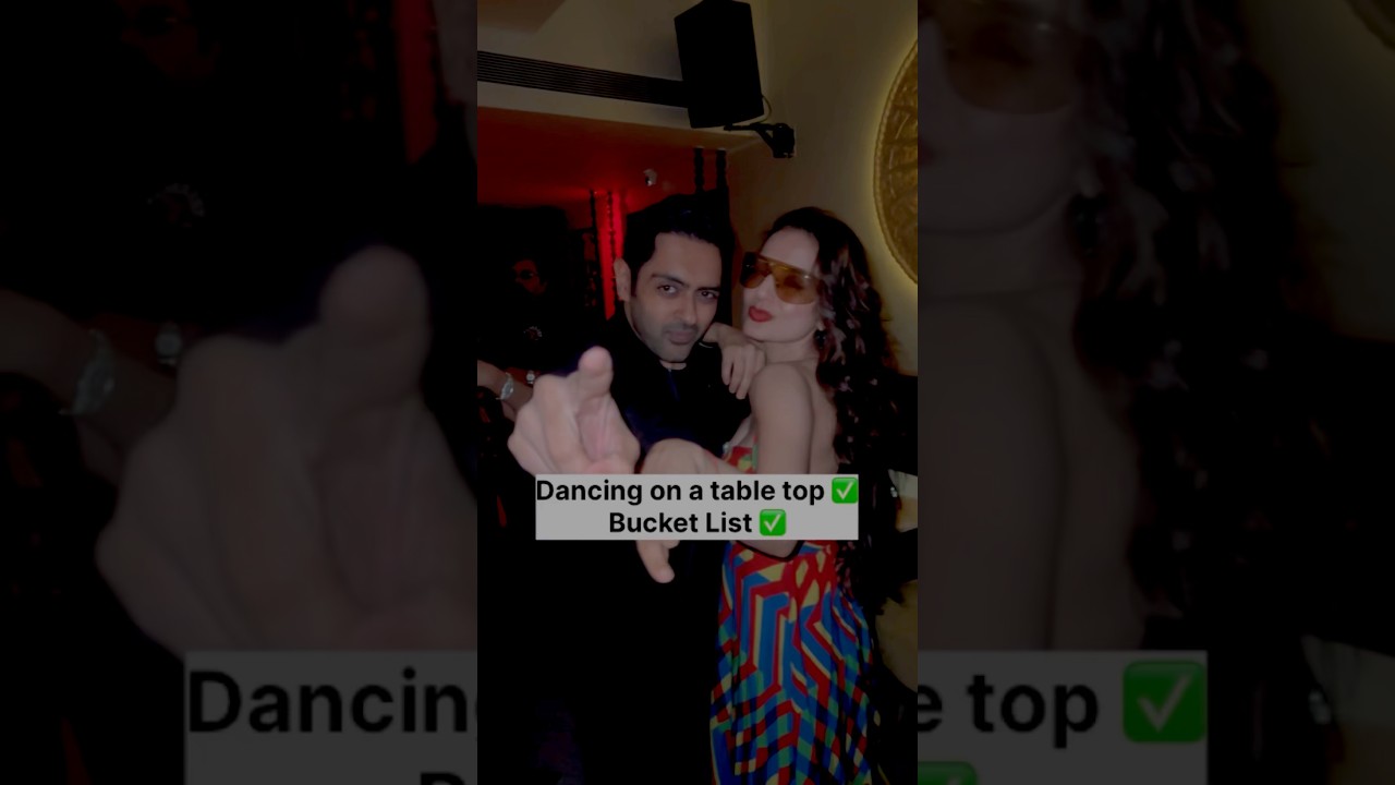 Dancing with Ameesha Patel on table top -  off the bucket list #aahii #ameeshapatel