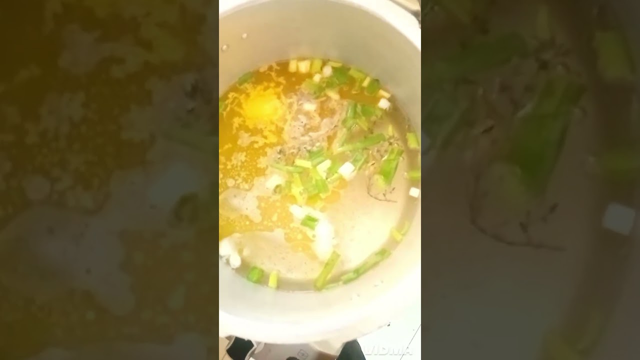 Stew pease and white rice.