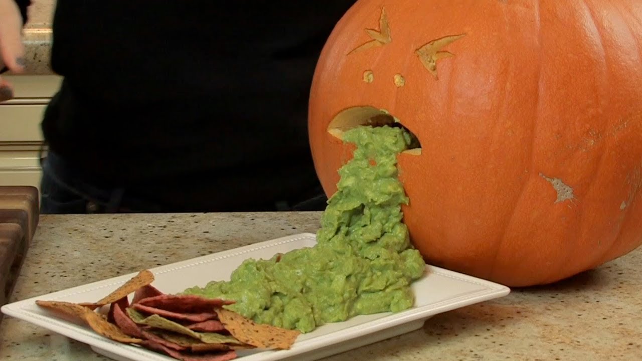 Halloween Guacamole - Halloween with ModernMom