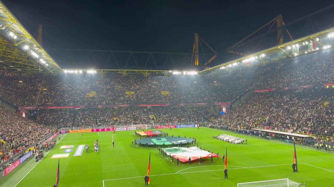 Italienische Nationalhymne beim 3:3 gegen Deutschland in Dortmund
