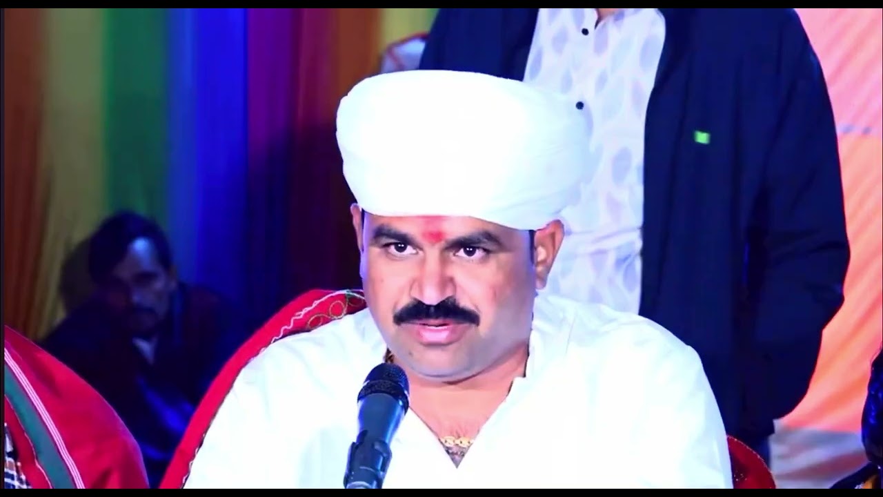 લેબા ભૂવા બેઠા બેઠા ૨૪ કલાક રમેલ ના ધુણવું તો માતા નઈ ભુવાજી કેવું બોલ્યા જોવો વિડિયો માં #trending