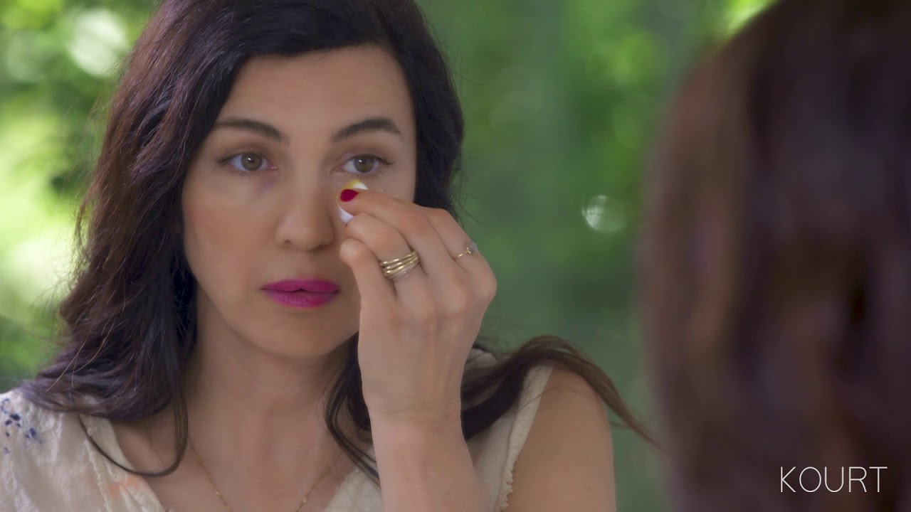 Kourtney Kardashian All-Natural DIY Eye Makeup Remover | POOSH