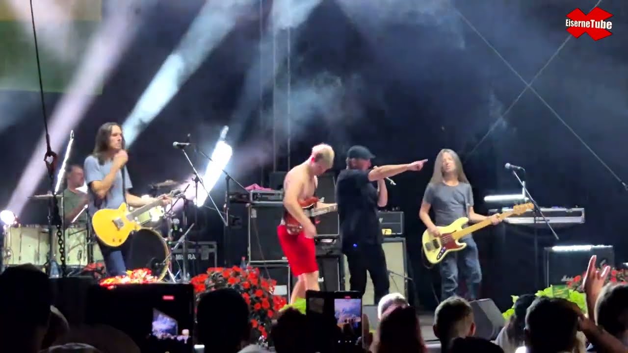 The Jailbreakers - AC/DC Coverband