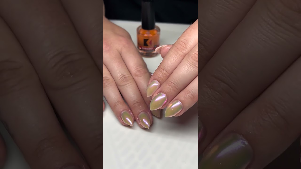 Achieve a flawless finish with KUPA's GelFinity Gel Top! Perfect for any nail design.