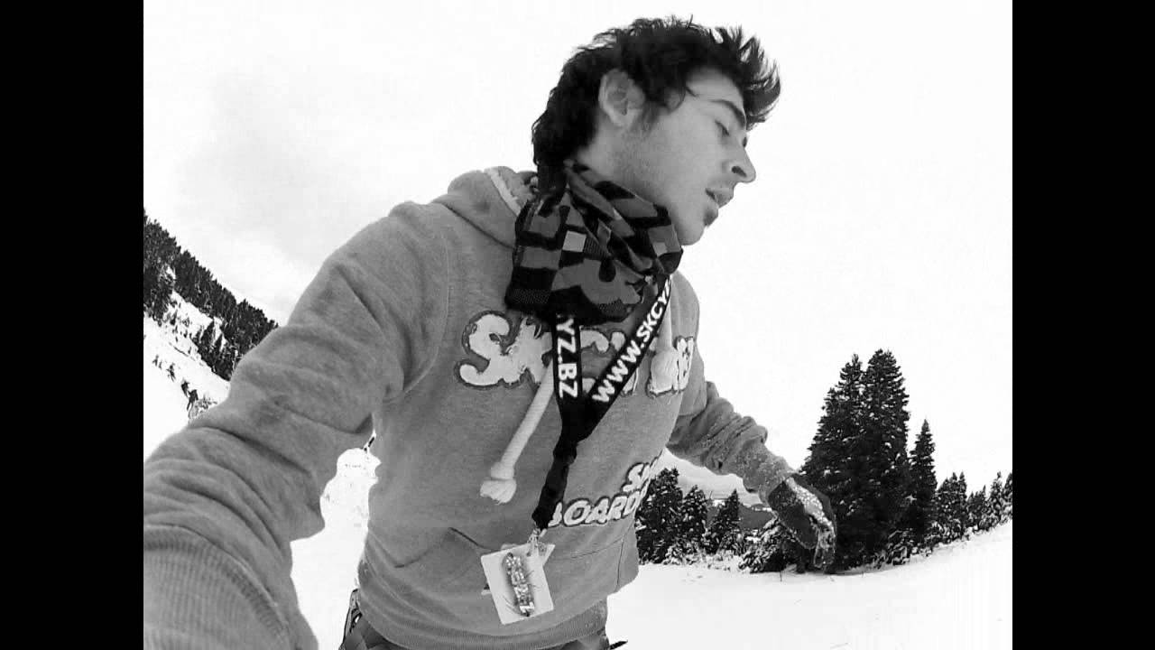 Uludağ Skiciyiz D&uuml;ş&uuml;şler :D