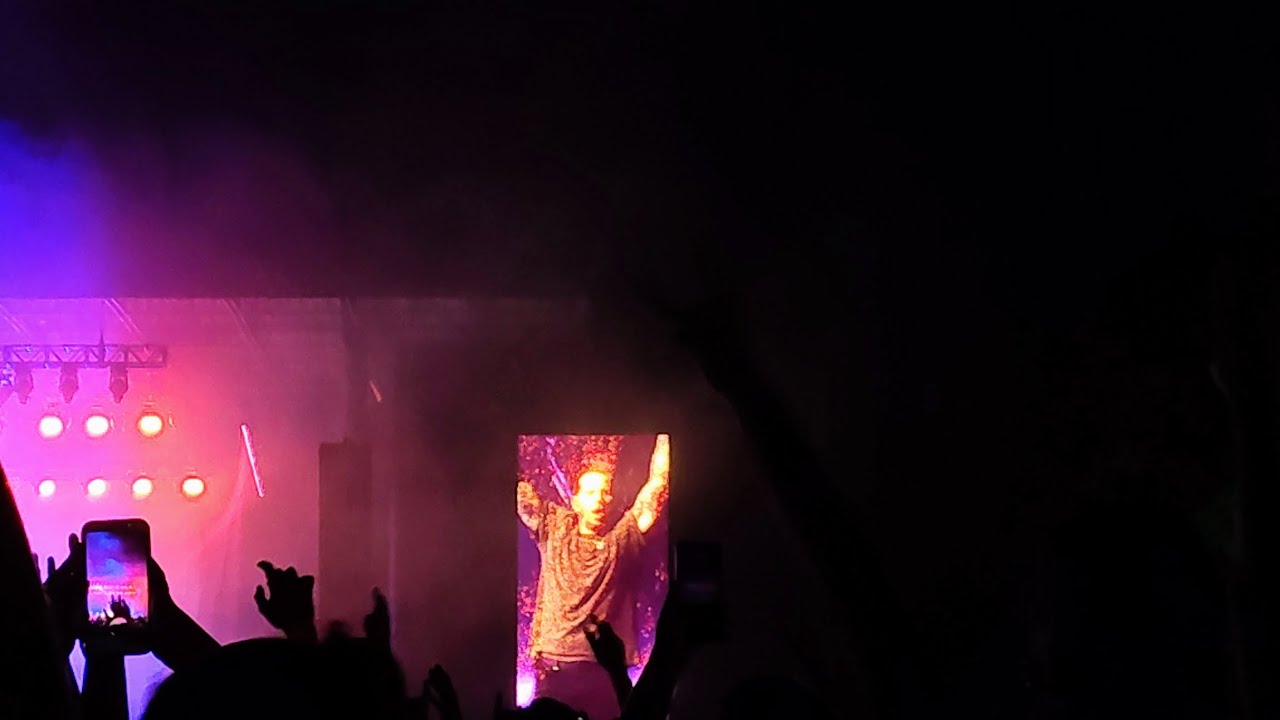 SHOW DO AVENGED SEVENFOLD EM CURITIBA PR + PEDIDO DE CASAMENTO 