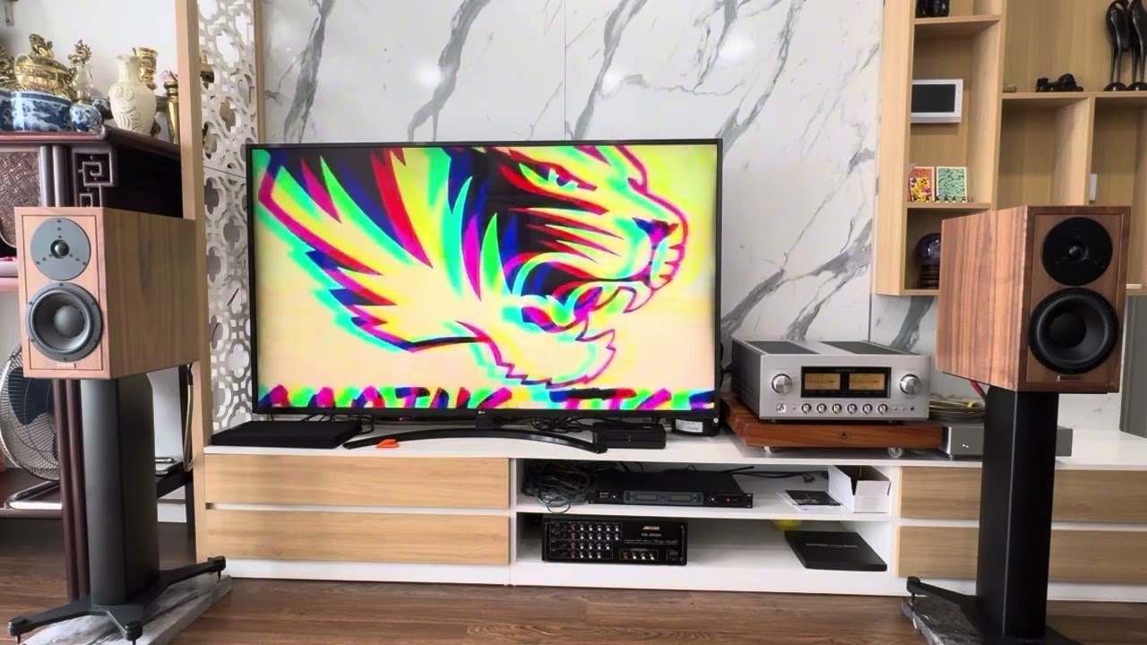Wheel of Fortune - Dynaudio Heritage Special, Luxman L590AXII and Denafrips Pontus II 12th-1