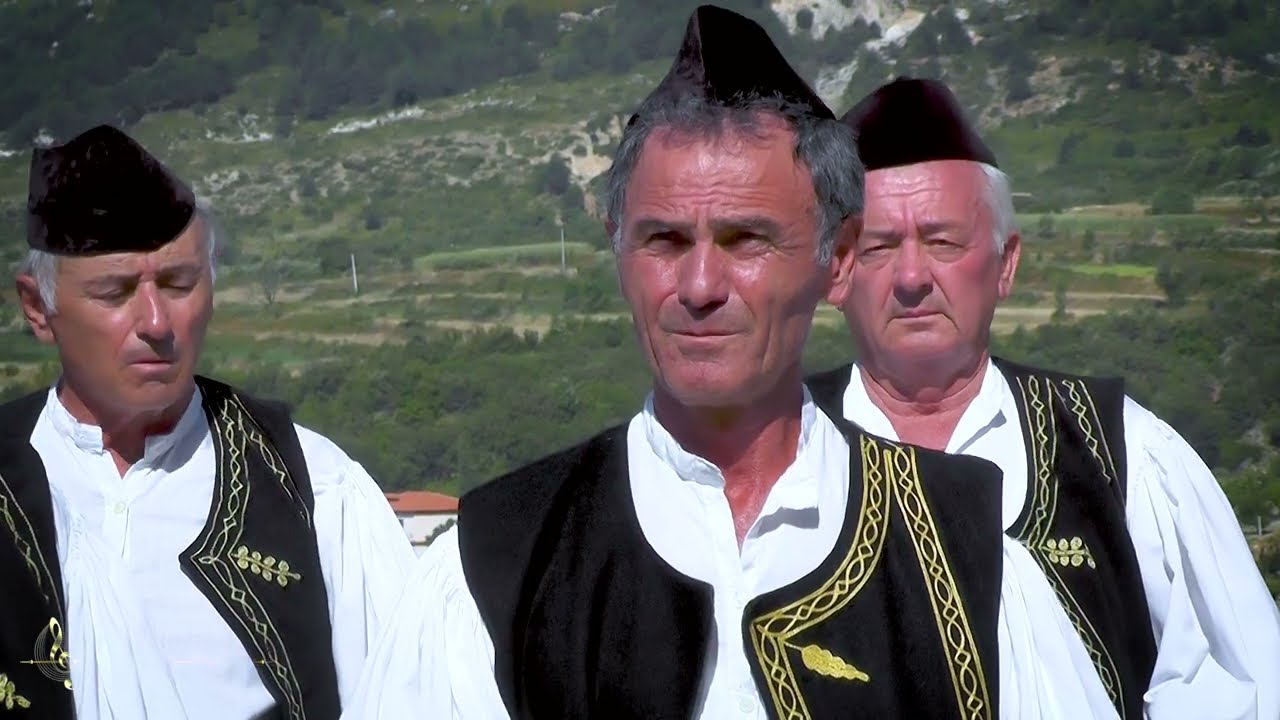 Dukati duket se ndrin.Ma. Idajet Muka.Thyes. Syrja Brahimi.Hedh.Faik Gjipali. Aud.A.Dhamo.ArtGeo