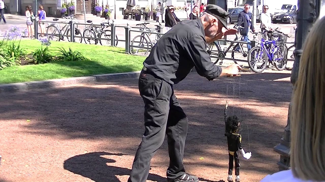 Helsinki poppenspeler