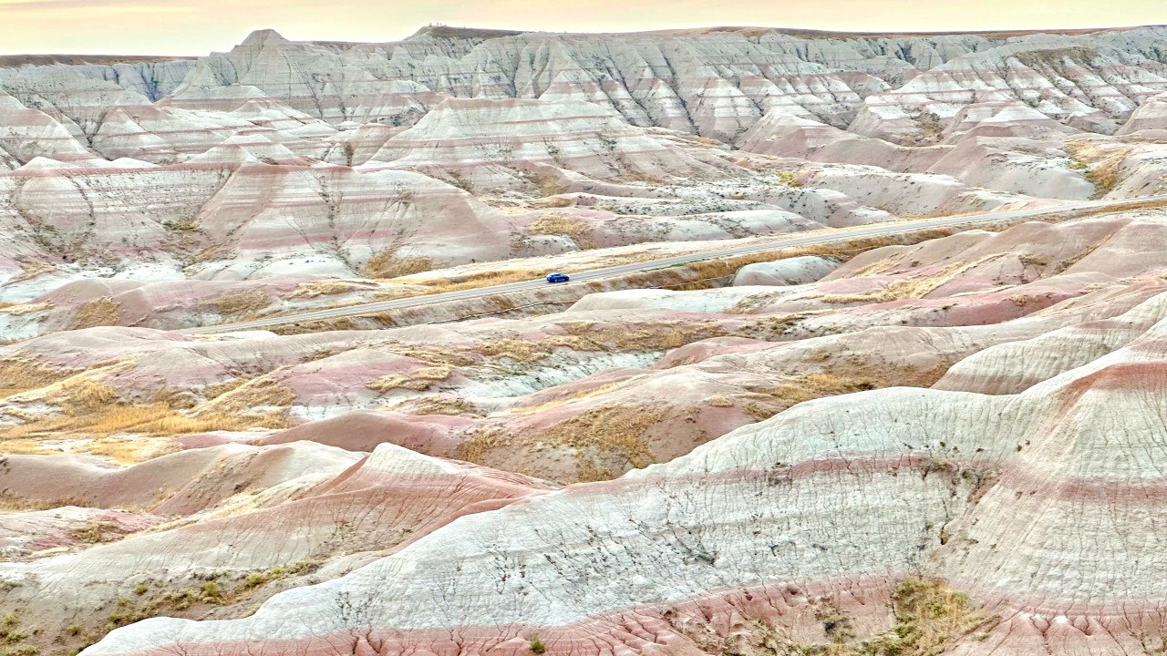 Badlands National Park - Drive on Badlands Loop Road and more with wildlife.