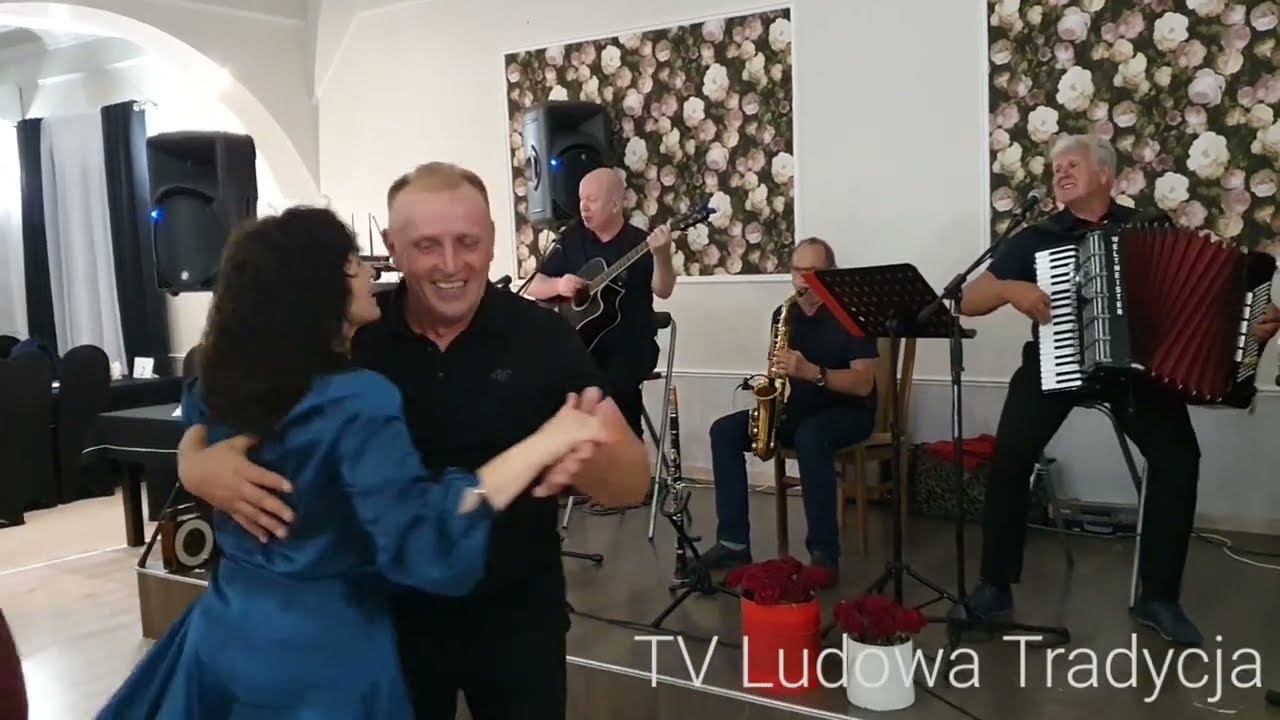 JAK DŁUGO NA WAWELU ZYGMUNTA BIJE DZWON kapeli Piotra Bińkowskiego