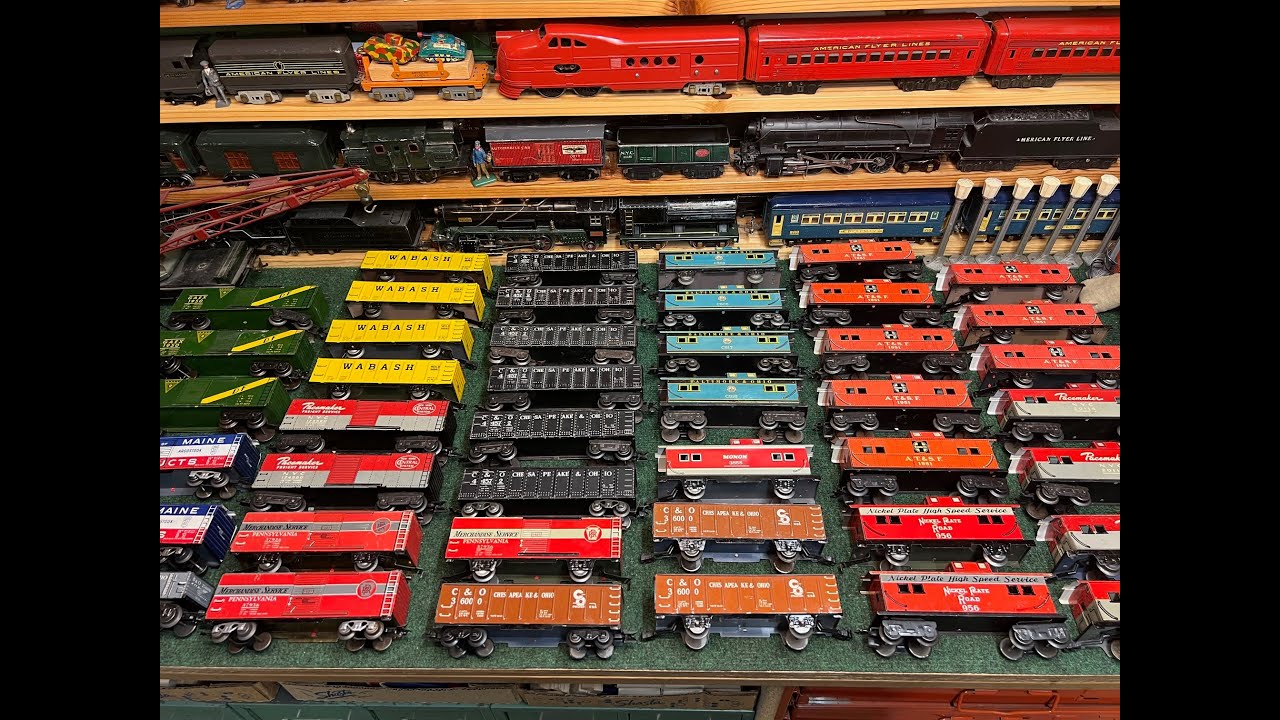 The Art of Marx Trains Part 22: 7” Freight Cars and 3/16” Scale Cars with High Wheel Type D Trucks