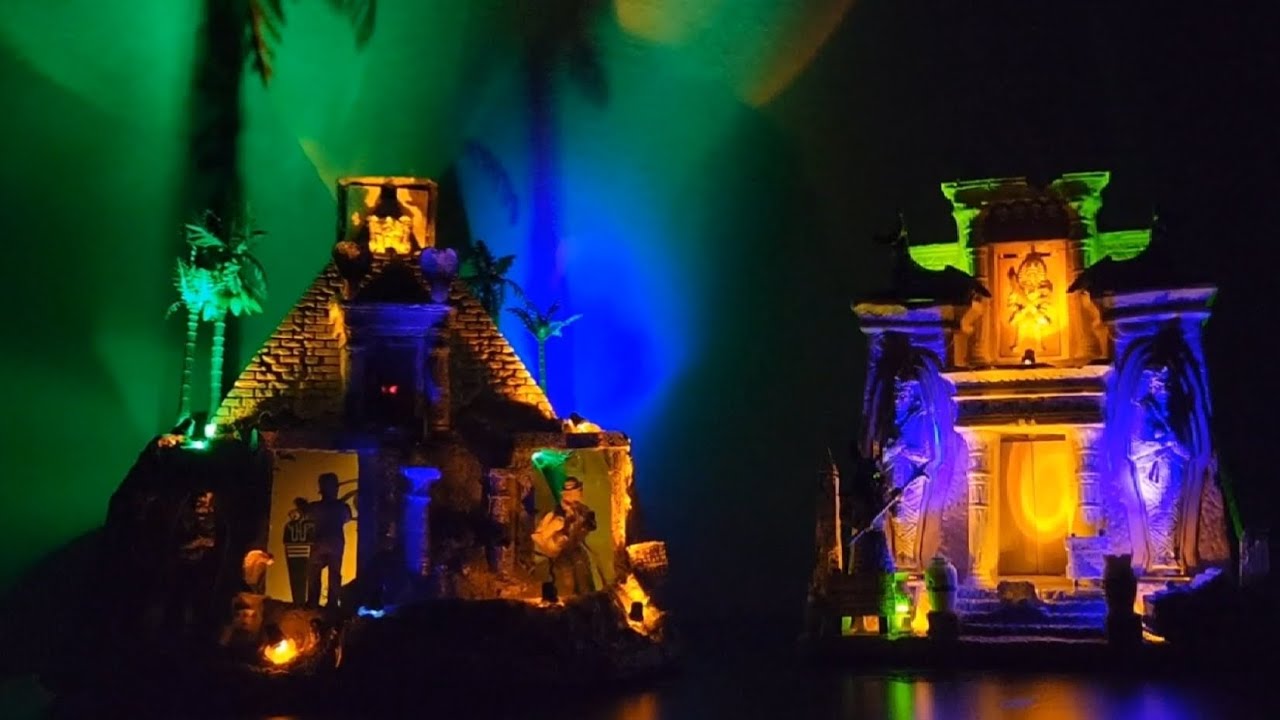 Classic Lemax Spooky Town 