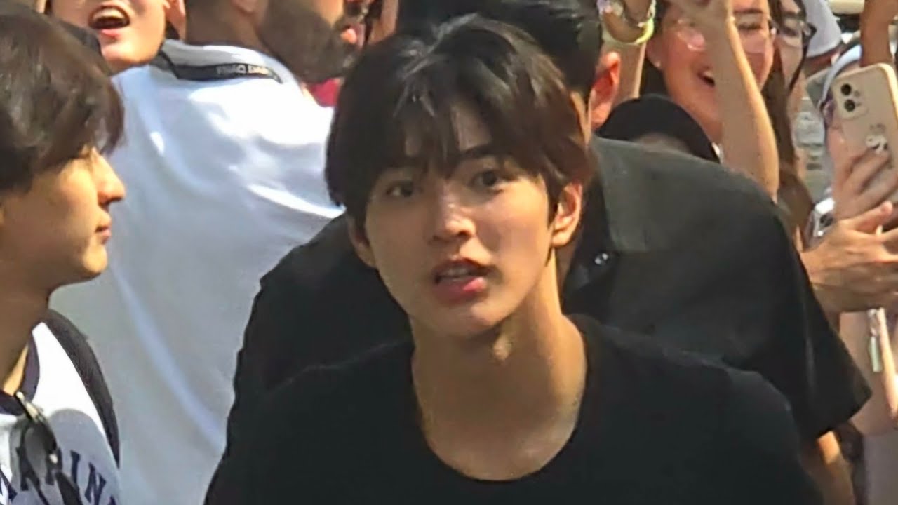 260624 CORTIS Fansign Session Backstage at Fnac Paris - Ternes