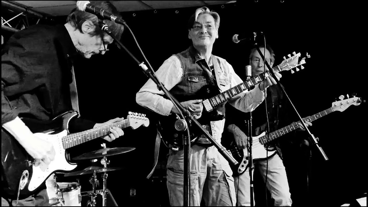 The Blues Café Band ft Rob de Waal -  I'm A Man (Muddy Waters, 1977 - Bo Diddley, 1955)
