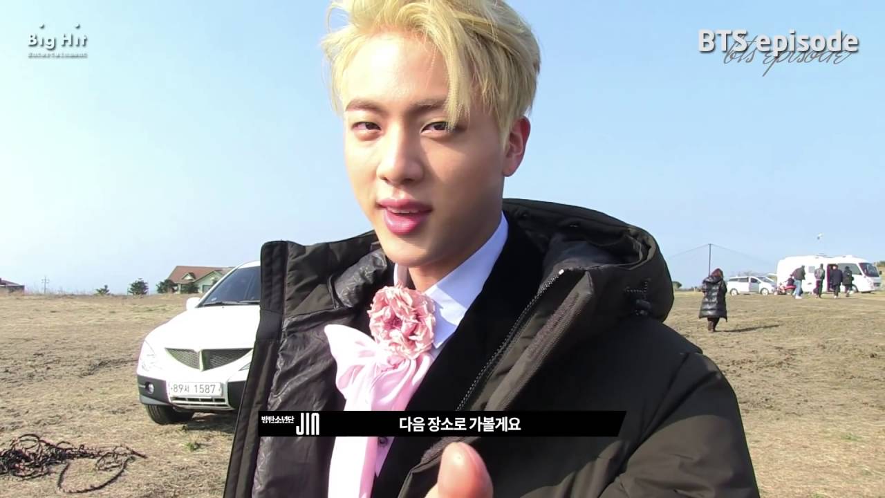 ♡ Jin Cute Moments ♡
