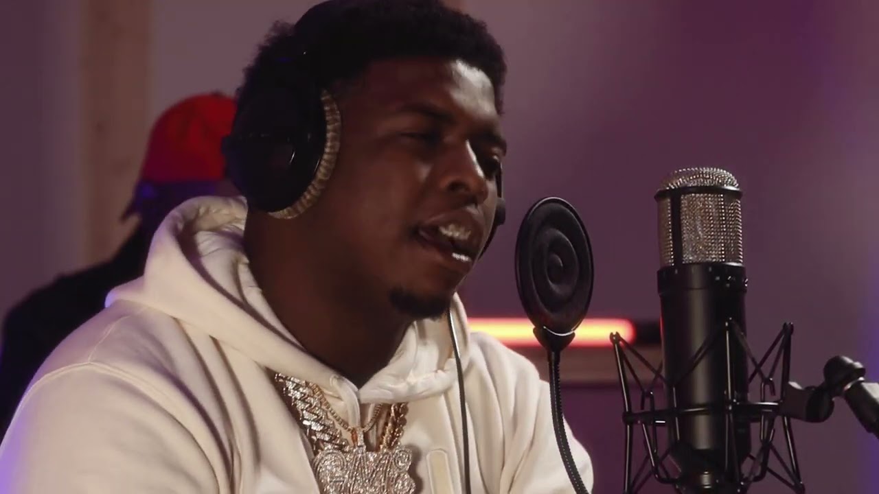 Kevo Muney - Smile When They Come [In-Studio Performance]