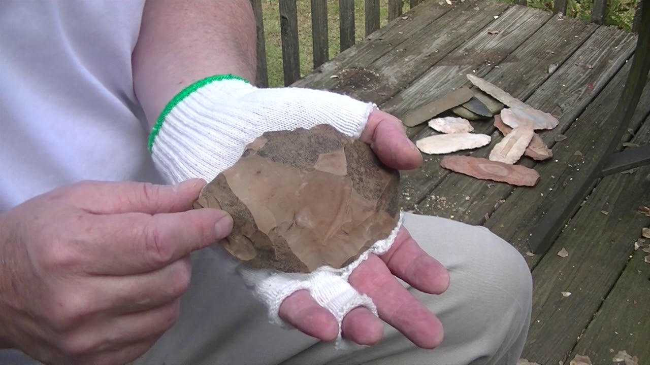 Flint Knapping Primary Stone Thinning
