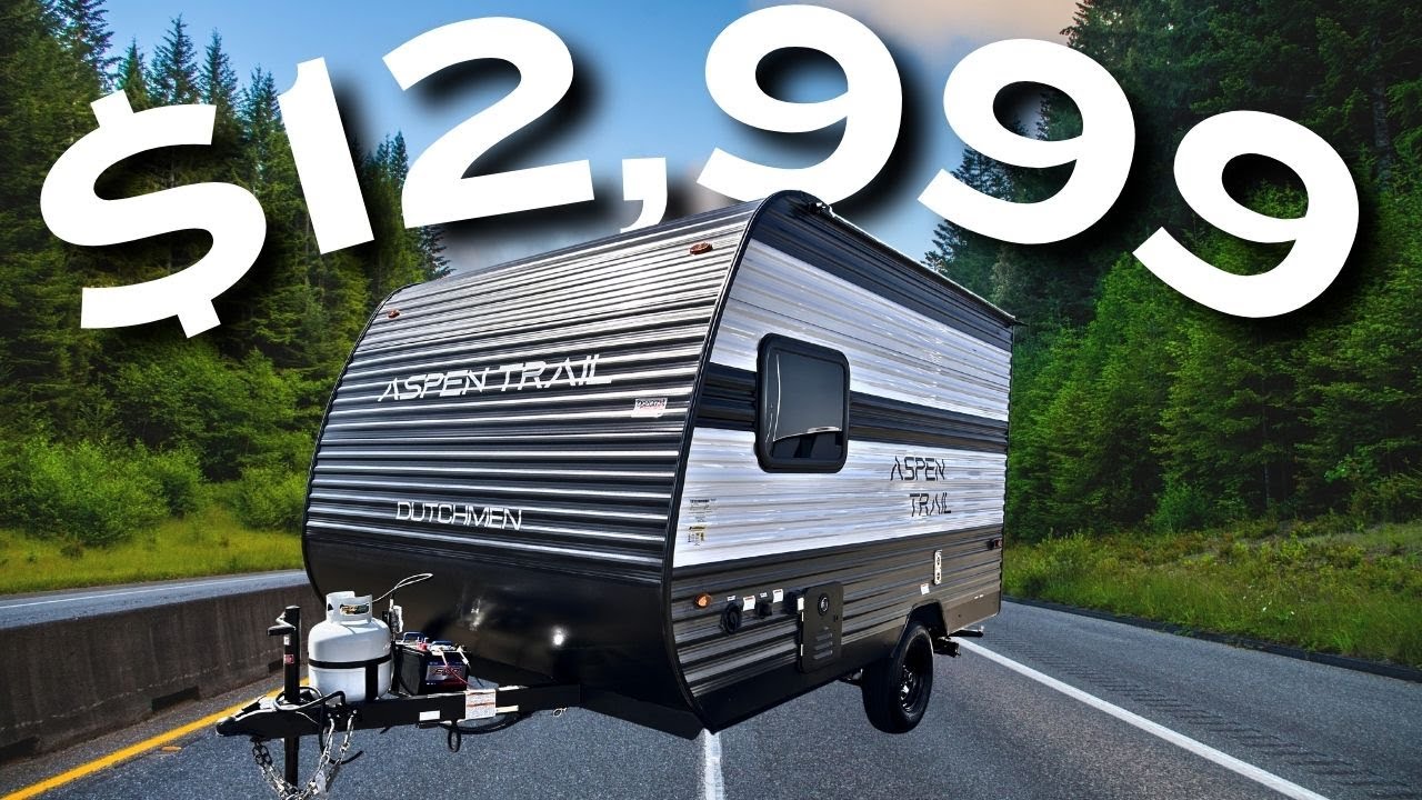 Smallest Travel Trailer Sleeps 4 || Full Kitchen || Full Bath!