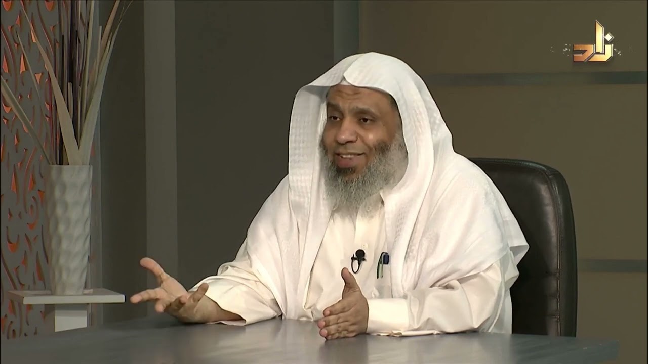 السؤال التفاعلي - هل يوجد كتاب كررت قراءته مرتين؟ وما سبب تكرارك له؟