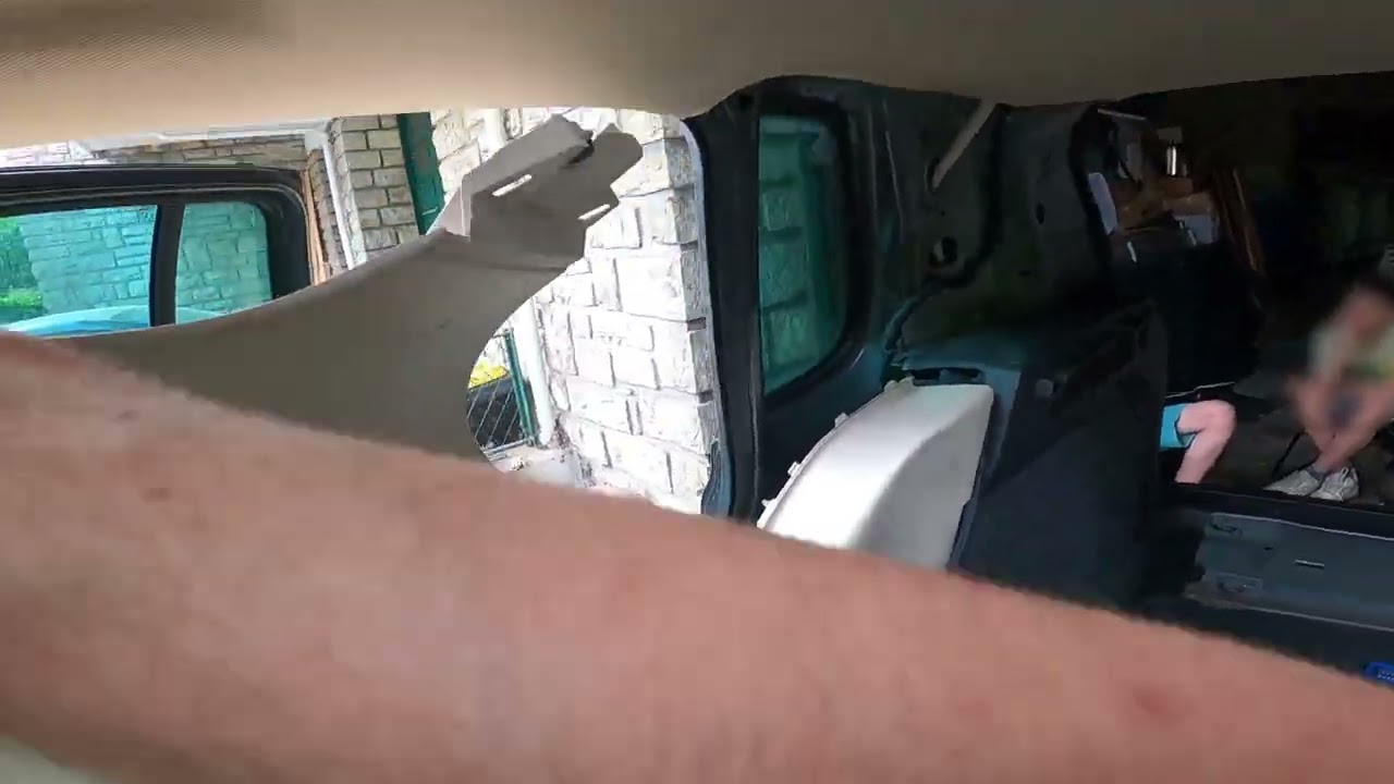 Remplacer le store toit ouvrant panoramique | VW Tiguan, Touran, Sharan, Q5