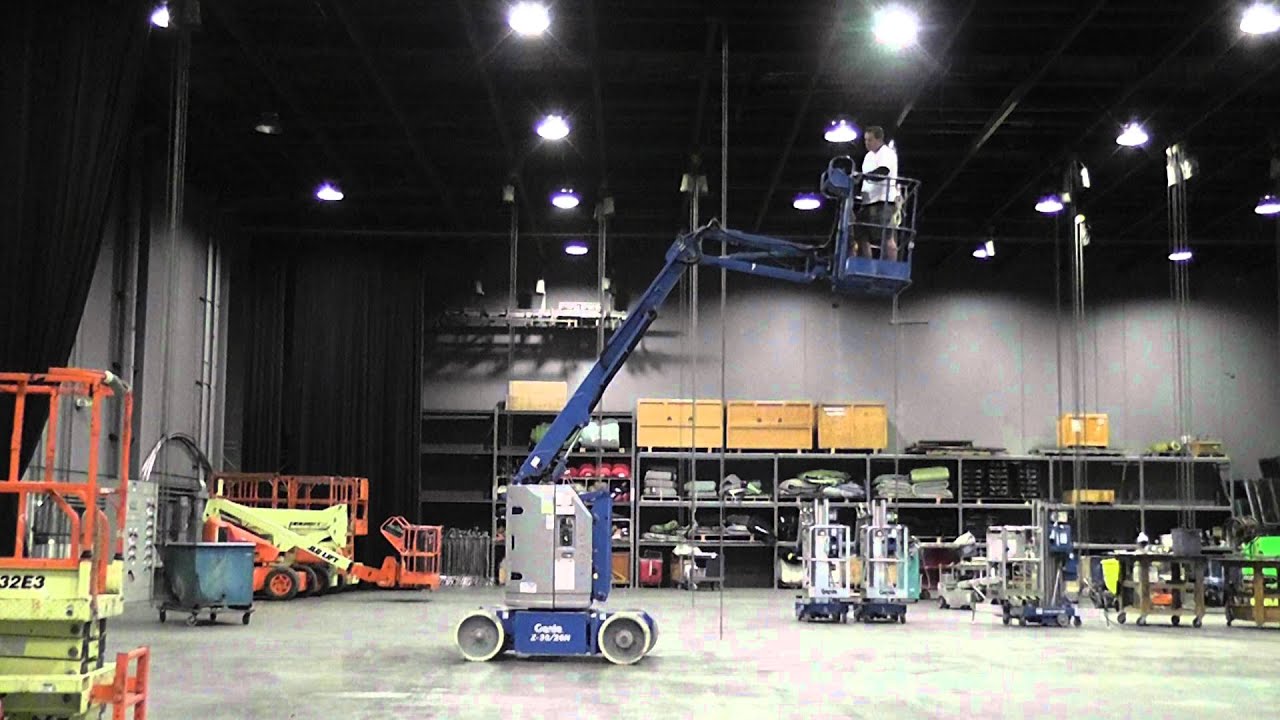 Genie Z-30/20N Boom Lift