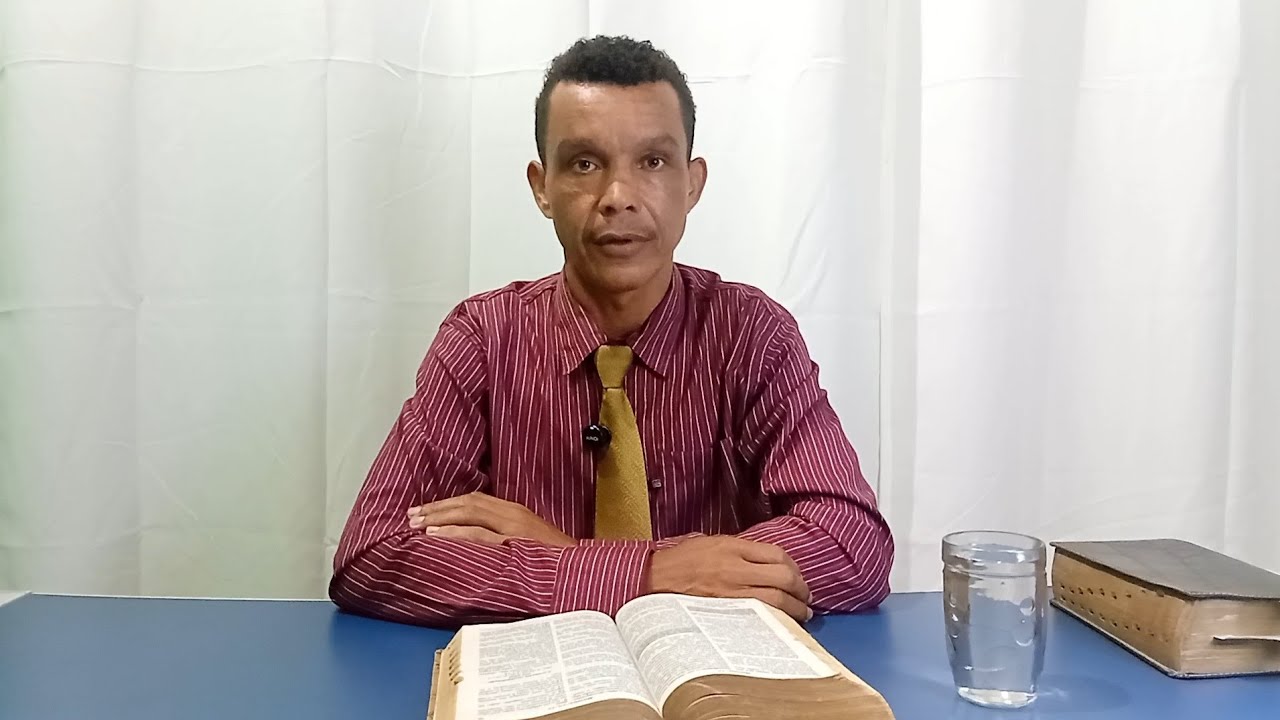 Deus nunca deixa ninguém na necessidade. 