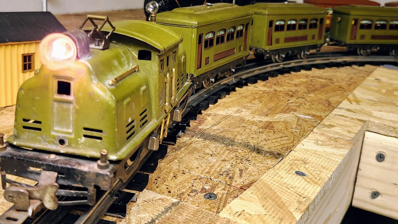 A Lionel Old Tin Train Unbox, Repair, With Closeups And The Complete Process