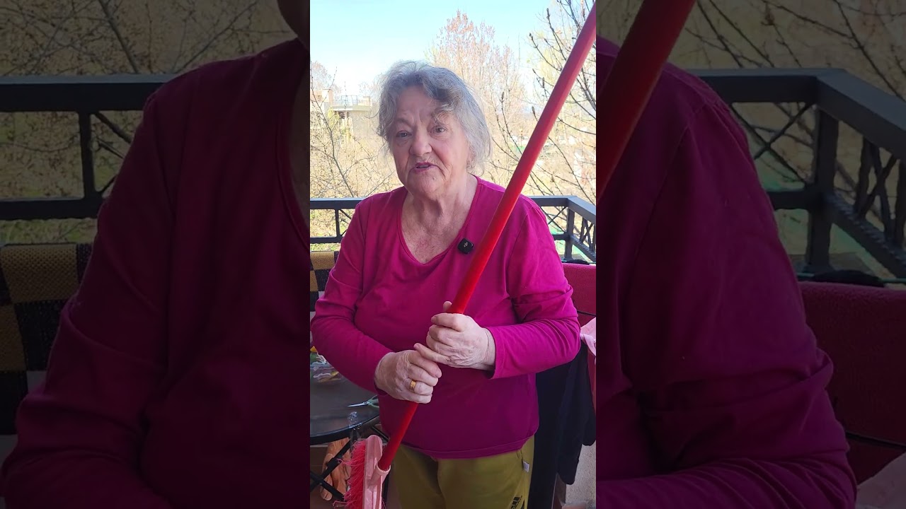 Как я починила пластиковую швабру в 70 лет своими руками !