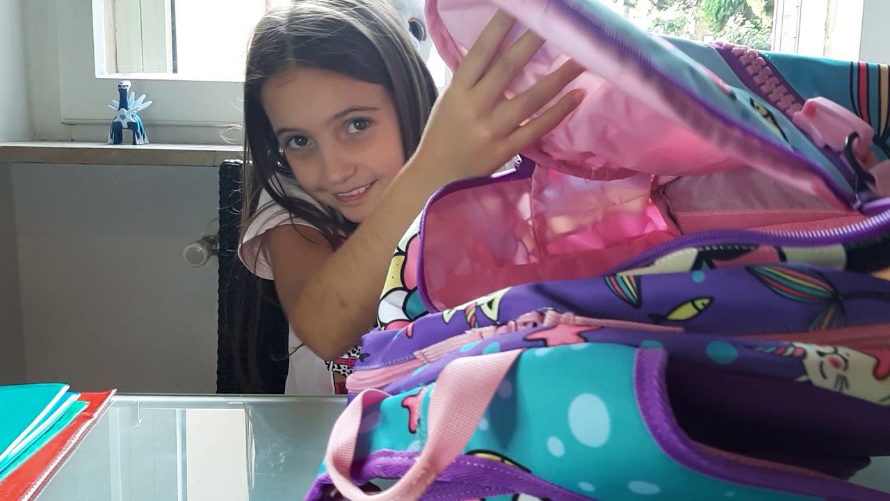 Cosa c'è nel mio zaino di scuola!