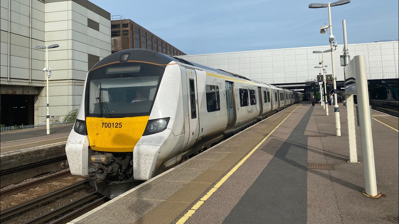 Trains & Planes At Gatwick Airport | 09/10/23 BML Part 1